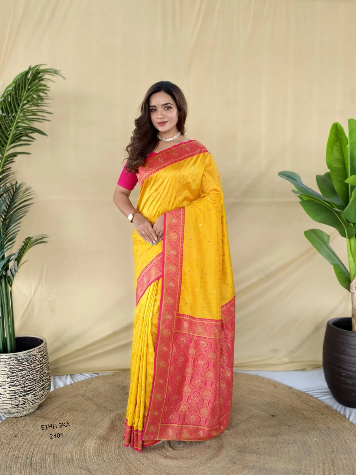 Traditional Banarasi Soft Silk Saree with Contrast Zari Weaving